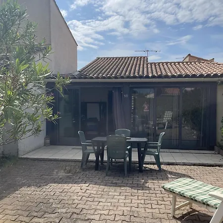 Villa St Cyprien Maison 4p Avec Grande Terrasse Et Jardin Clos